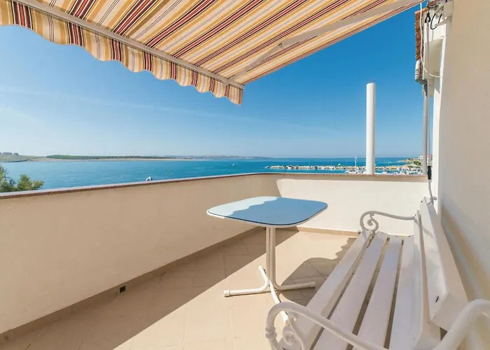 2 Bedroom Stunning In